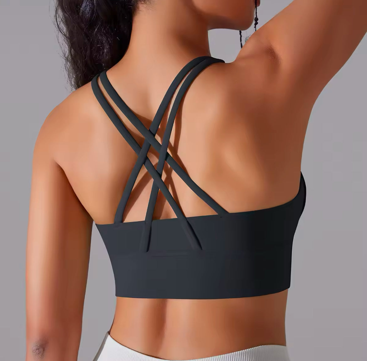 Serenity - Seamless Sport-BH mit Mehrfach überkreuztem Design