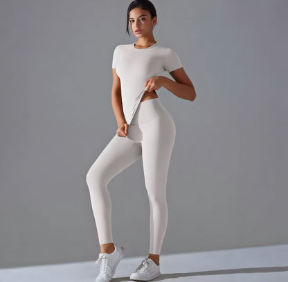 Sena - Seamless Set - Leggings und T-Shirt